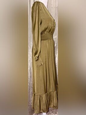 By the River Olive Green pleated Swiss Dot midi dress long sleeve Small